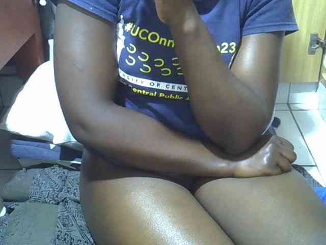 Ebonydora webcam