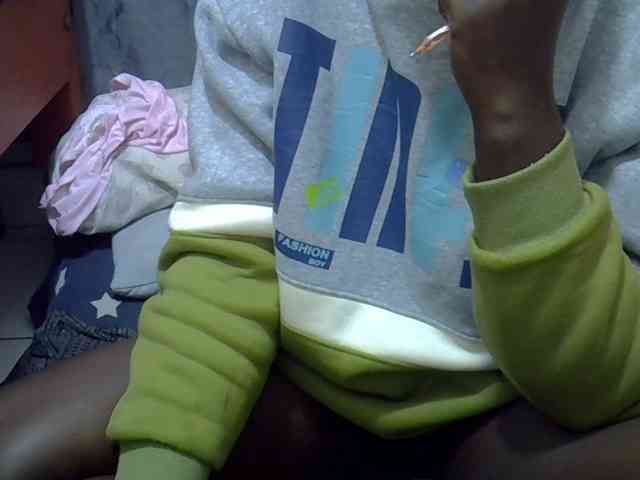 Ebonydora webcam