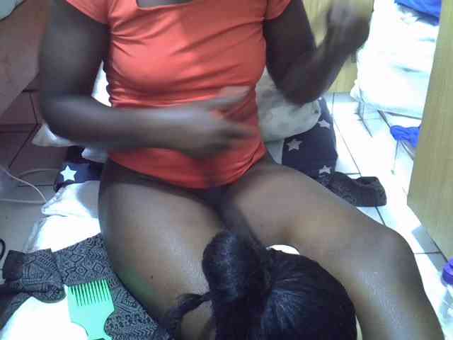 Ebonydora webcam