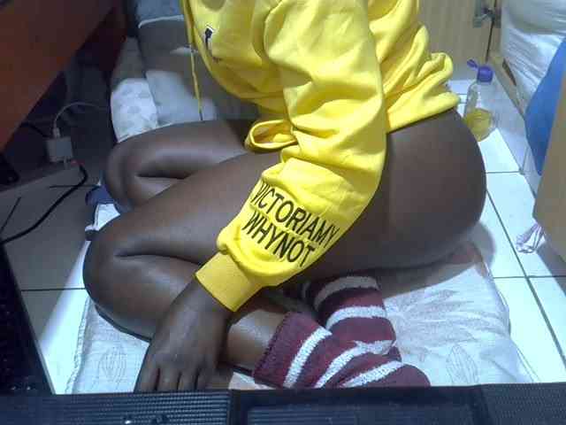 Ebonydora webcam
