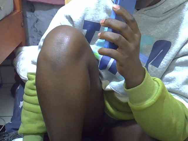 Ebonydora webcam