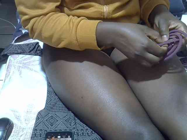 Ebonydora webcam
