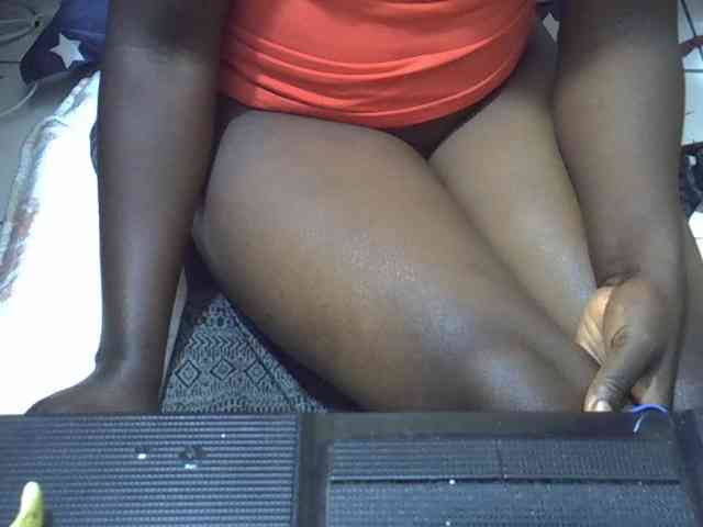 Ebonydora webcam