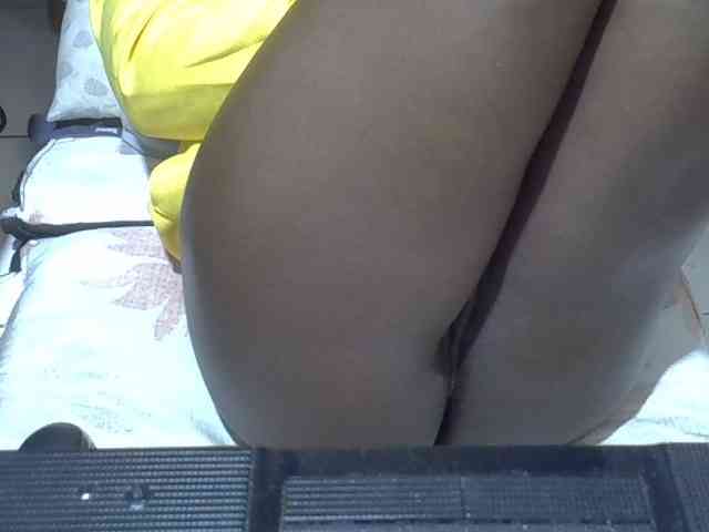 Ebonydora webcam