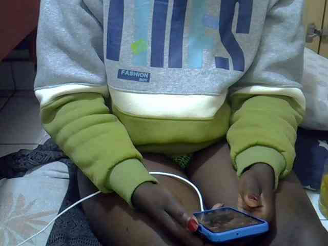 Ebonydora webcam