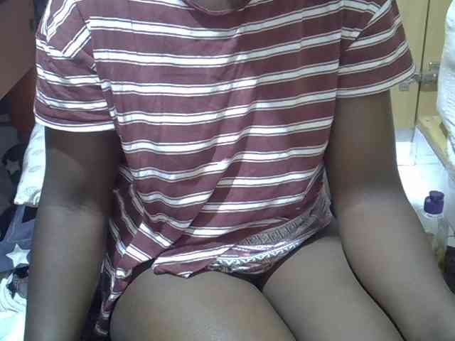 Ebonydora webcam