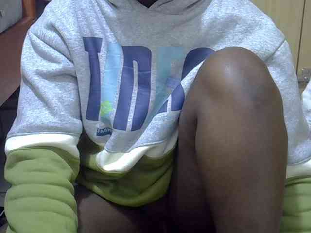 Ebonydora webcam