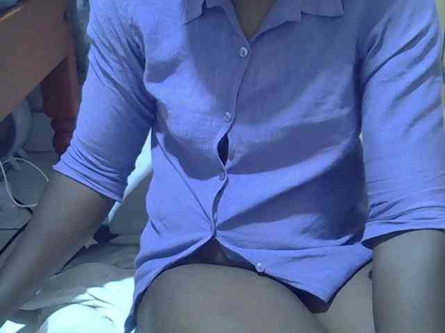 Ebonydora webcam