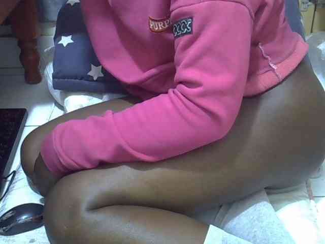 Ebonydora webcam