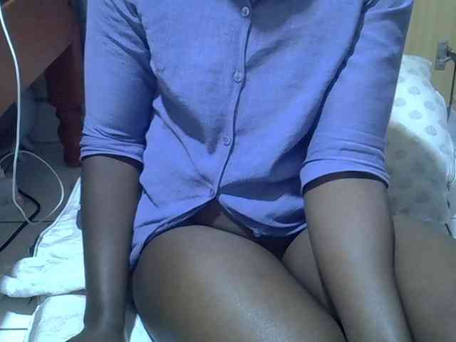 Ebonydora webcam