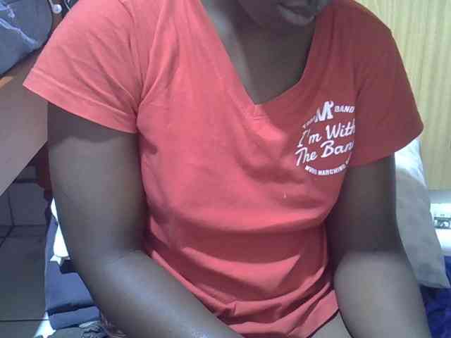 Ebonydora webcam