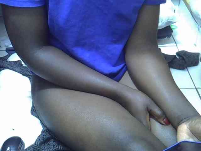 Ebonydora webcam