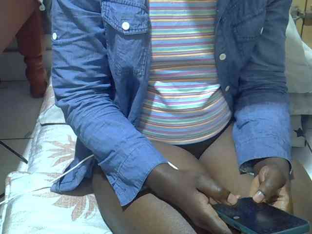 Ebonydora webcam