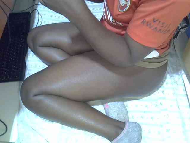 Ebonydora webcam