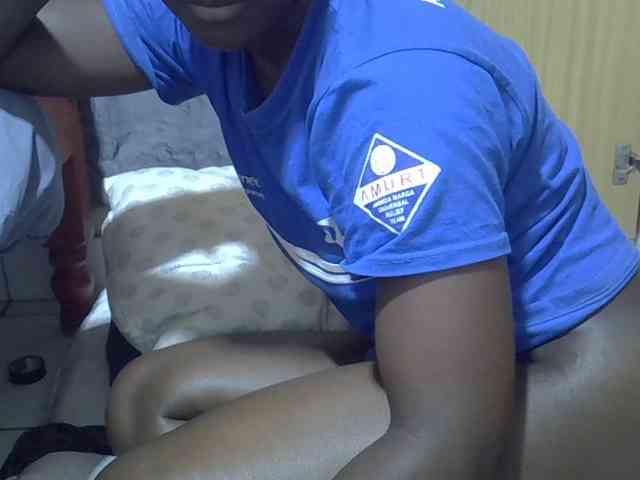 Ebonydora webcam