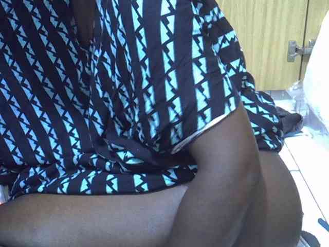 Ebonydora webcam