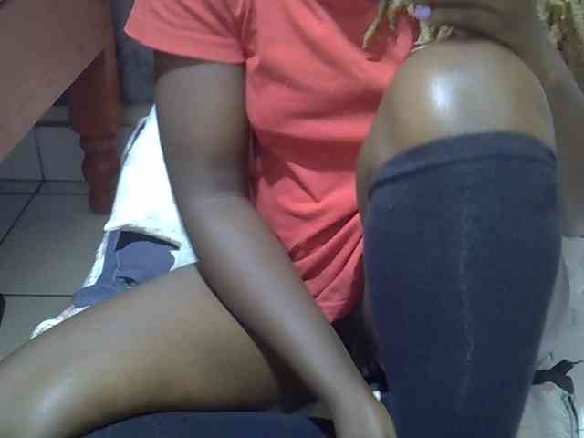 Ebonydora webcam