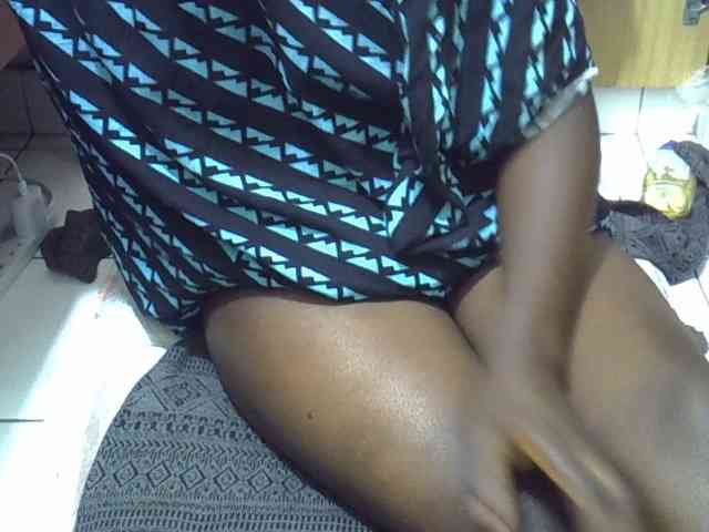 Ebonydora webcam