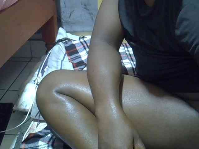 Ebonydora webcam