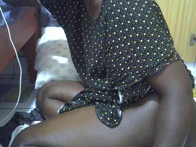 Ebonydora webcam