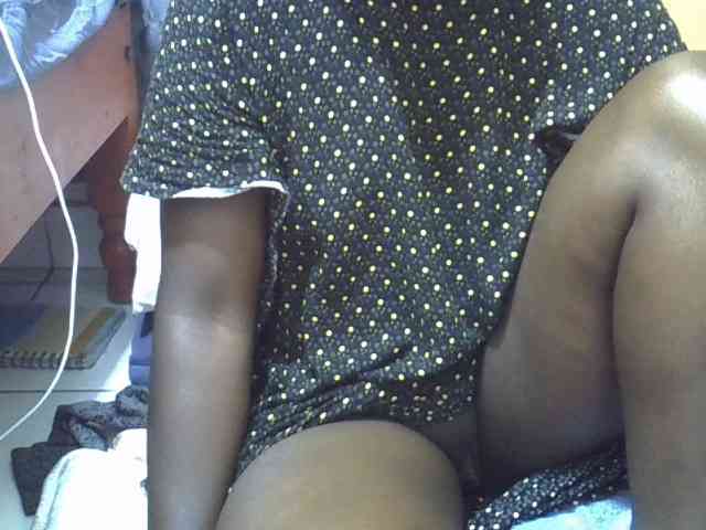 Ebonydora webcam
