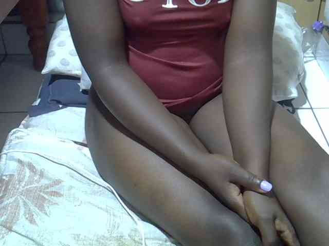 Ebonydora webcam