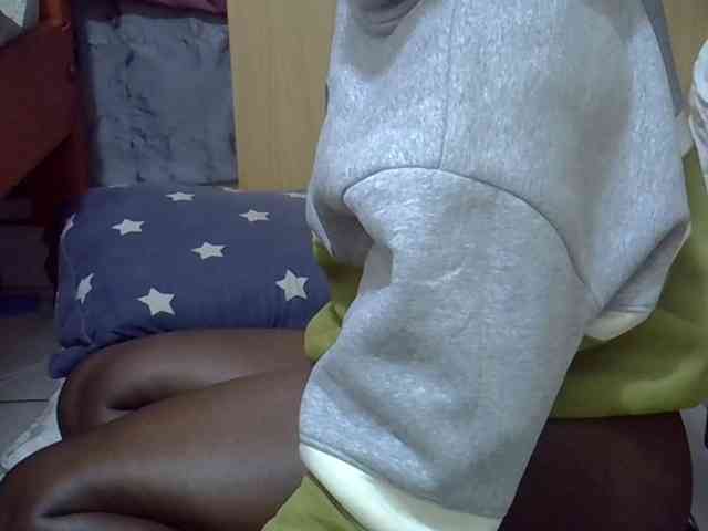 Ebonydora webcam