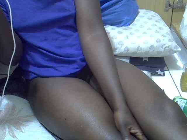 Ebonydora webcam