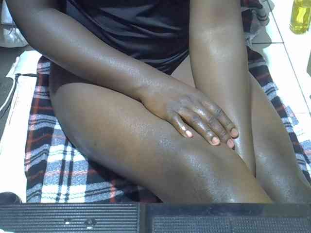 Ebonydora webcam