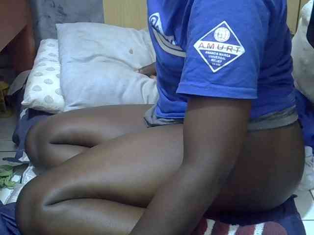 Ebonydora webcam