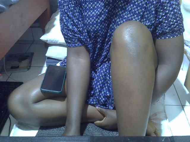 Ebonydora webcam