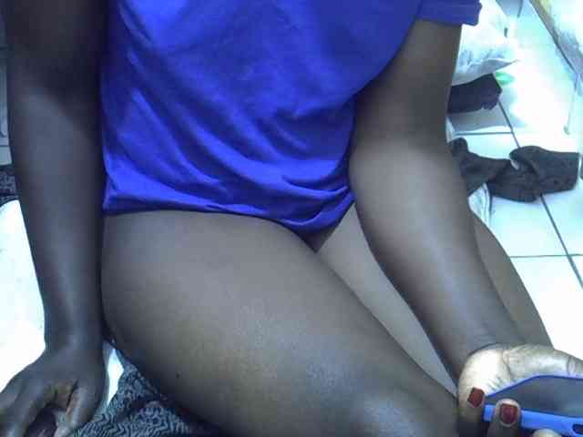 Ebonydora webcam