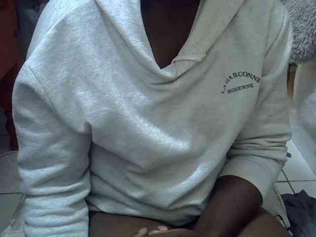 Ebonydora webcam