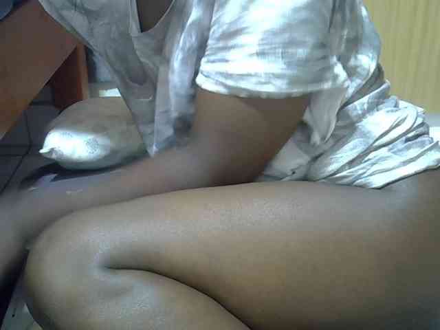 Ebonydora webcam