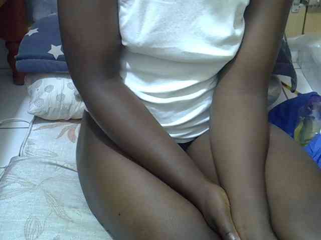 Ebonydora webcam