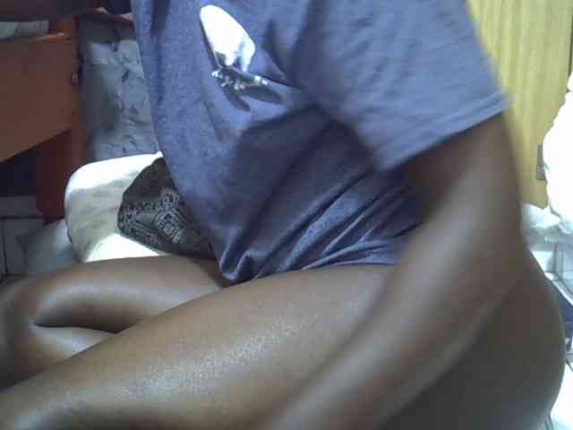 Ebonydora webcam