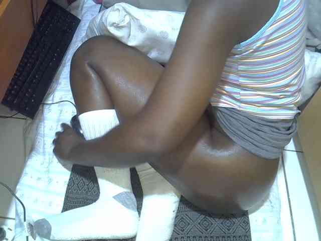 Ebonydora webcam