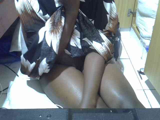 Ebonydora webcam