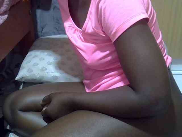 Ebonydora webcam