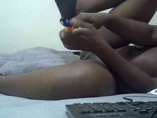 Ebonydora webcam