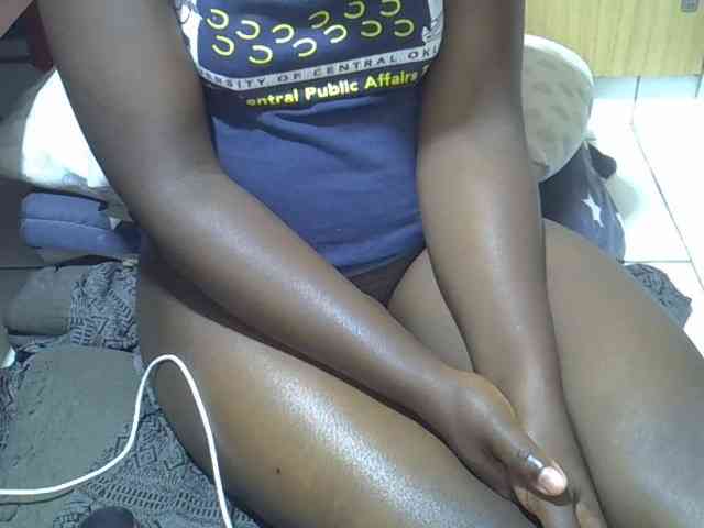Ebonydora webcam
