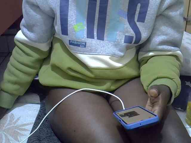 Ebonydora webcam