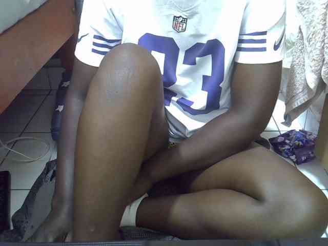 Ebonydora webcam