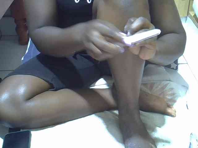 Ebonydora webcam
