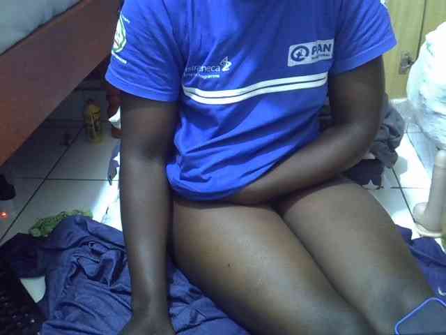 Ebonydora webcam