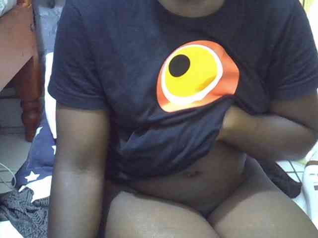 Ebonydora webcam