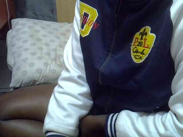Ebonydora webcam