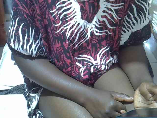 Ebonydora webcam