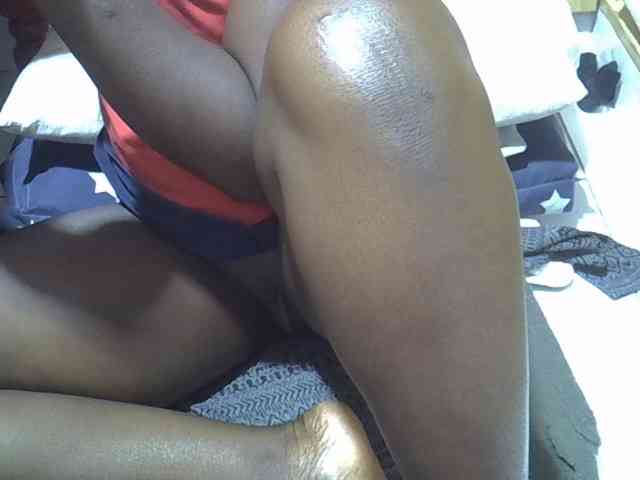 Ebonydora webcam