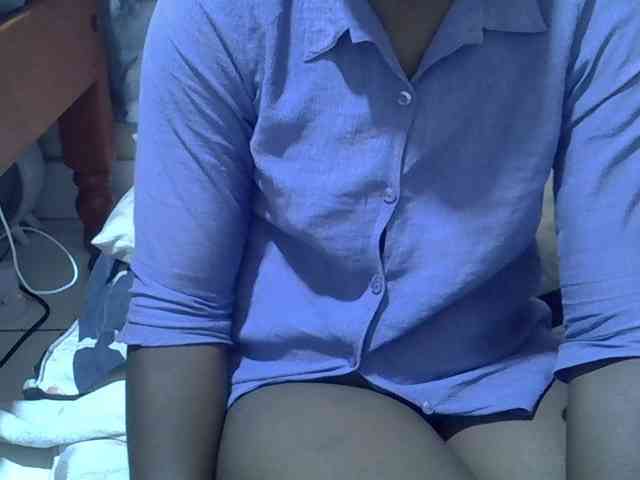 Ebonydora webcam
